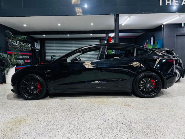 2021 Tesla Model 3 MY21 Long Range image