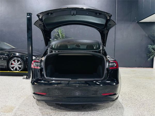 2021 Tesla Model 3 MY21 Long Range image