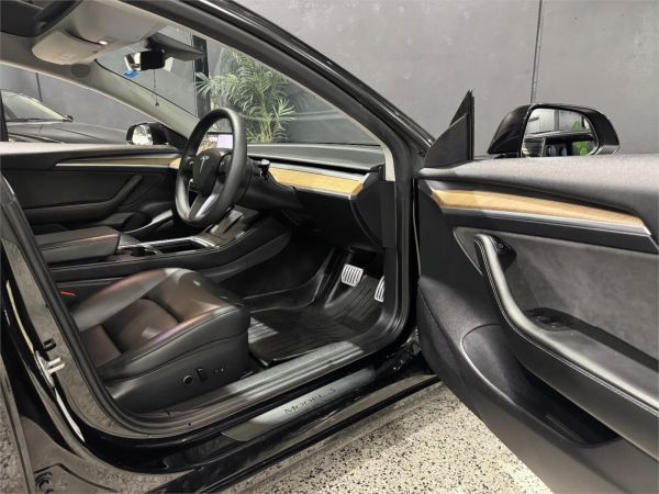 2021 Tesla Model 3 MY21 Long Range image