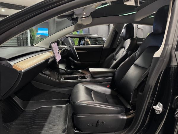 2021 Tesla Model 3 MY21 Long Range image