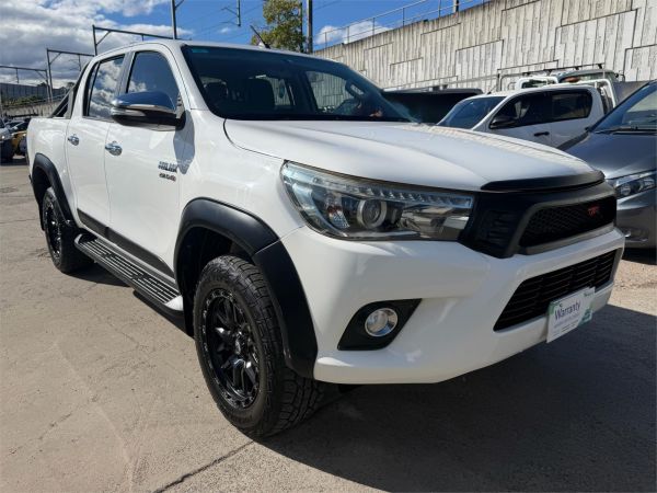 2017 Toyota Hilux Utility GUN126R SR5 image