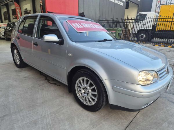 2002 VOLKSWAGEN GOLF 5D HATCHBACK 2.0 SE image