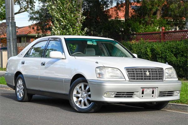 1999 Toyota Crown Sedan JZS175 image