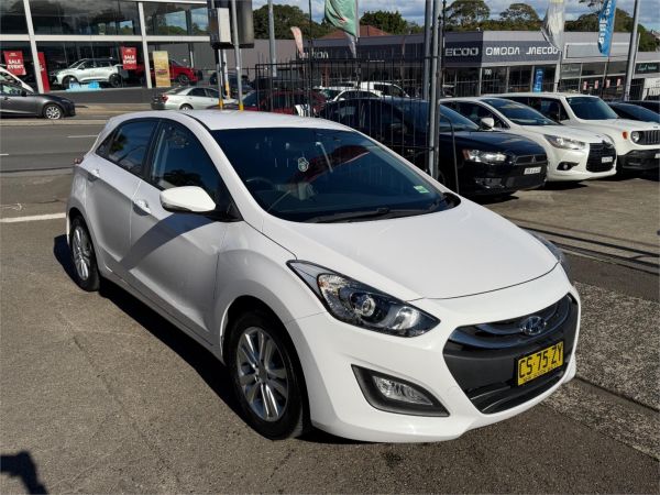 2014 HYUNDAI i30 5D HATCHBACK GD MY14 SE image