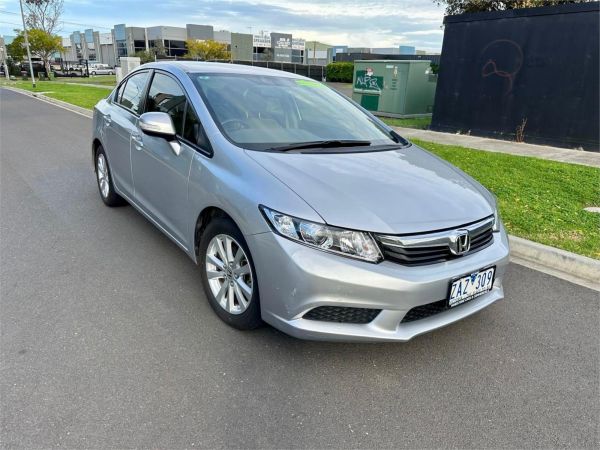 2012 HONDA CIVIC 4D SEDAN MY12 VTi-L image