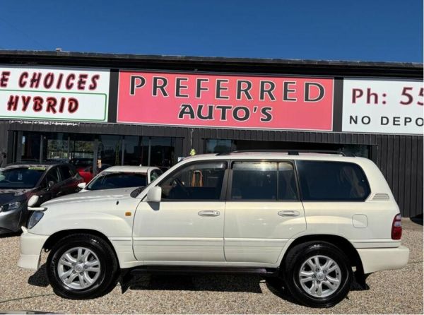 2000 Toyota Landcruiser FZJ105R GXL (4x4) White 4 Speed Automatic 4x4 Wagon image