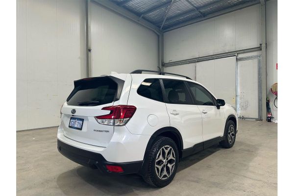 2019 Subaru Forester SK  image