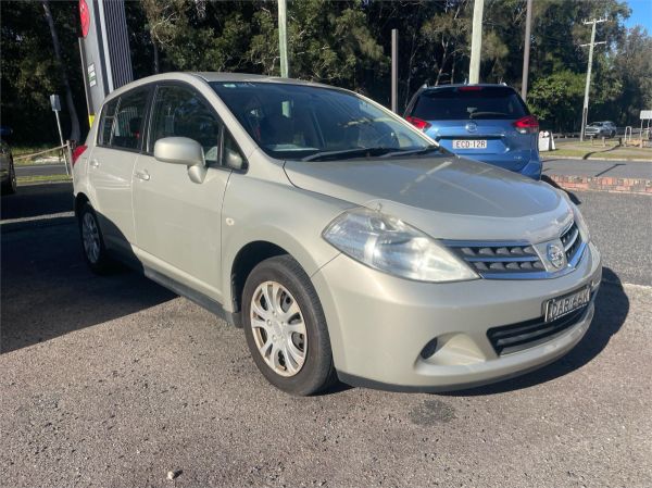 2011 NISSAN TIIDA 5D HATCHBACK C11 SERIES 3 MY10 ST image