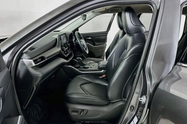 2022 Toyota Kluger AXUH78R GXL image