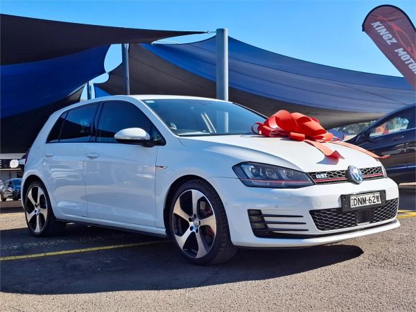 2017 Volkswagen Golf Hatchback VII MY17 GTI image