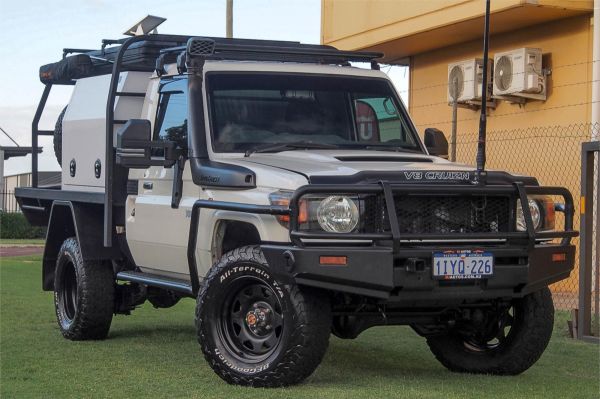 2012 TOYOTA LANDCRUISER C/CHAS VDJ79R 09 UPGRADE WORKMATE (4x4) image
