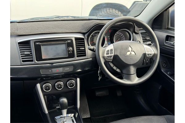 2017 Mitsubishi Lancer ES Sport CF image