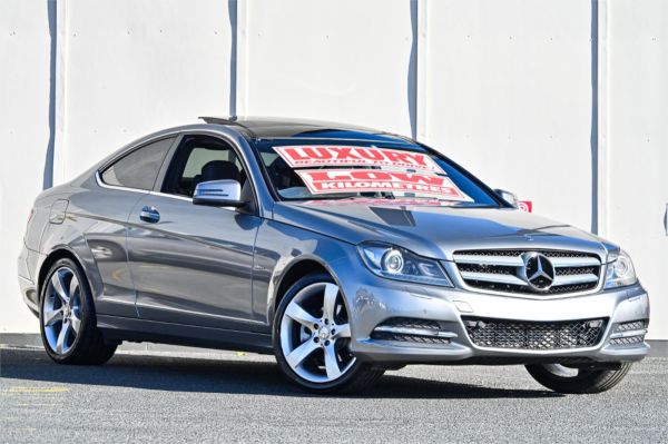 2012 Mercedes-Benz C-Class Coupe C204 C250 BlueEFFICIENCY image