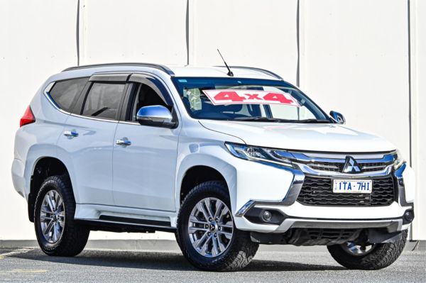 2019 Mitsubishi Pajero Sport QE GLX image