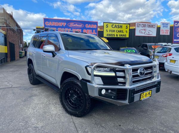2023 Toyota Landcruiser FJA300R VX image