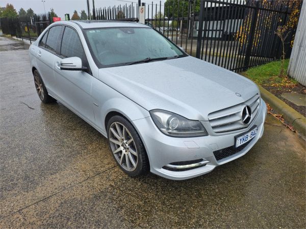 2010 Mercedes-Benz C-Class Sedan W204 MY10 C200 CDI Classic image