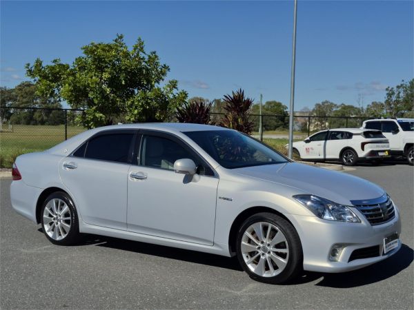 2011 Toyota Crown Sedan GWS204 L Package image