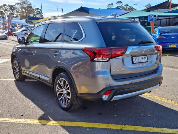 2017 Mitsubishi Outlander Wagon ZK MY17 LS image