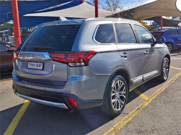 2017 Mitsubishi Outlander Wagon ZK MY17 LS image