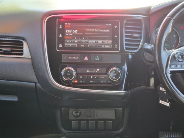 2017 Mitsubishi Outlander Wagon ZK MY17 LS image