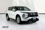 Image for 2021 Mitsubishi Outlander ZM ES