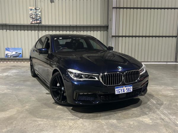 2016 BMW 7 Series Sedan G11 740i image