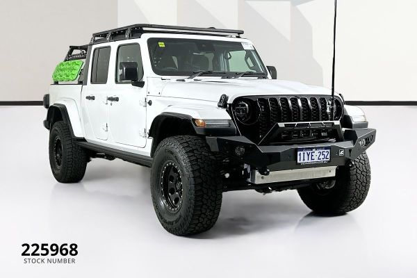 2022 Jeep Gladiator  Night Eagle image