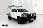 Image for 2019 Toyota Hilux GUN126R SR