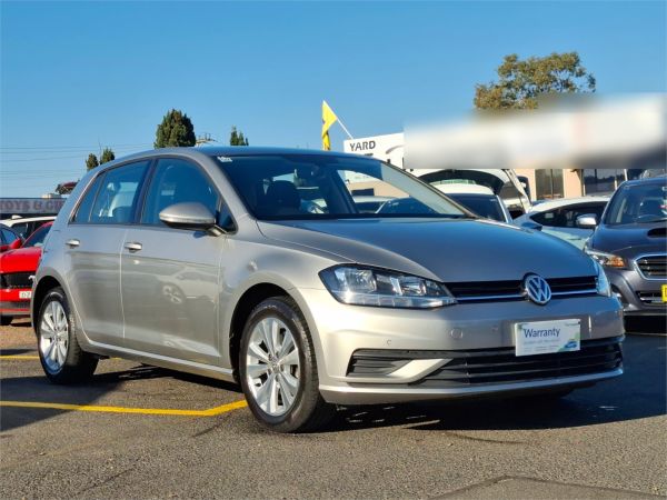 2019 Volkswagen Golf MK VII Trendline image