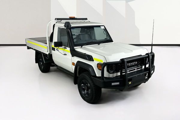 2024 Toyota Landcruiser GDJL79R GX image