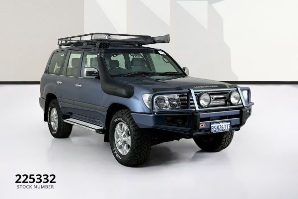 2005 Toyota LANDCRUISER GXL (4x4) UZJ100R image