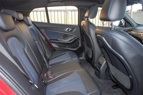 2020 BMW 1 Series F40 118i M Sport image