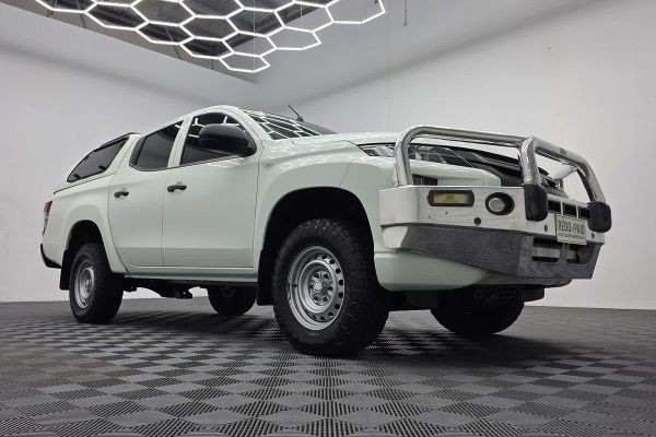 2019 Mitsubishi Triton GLX ADAS MR Rear Wheel Drive image