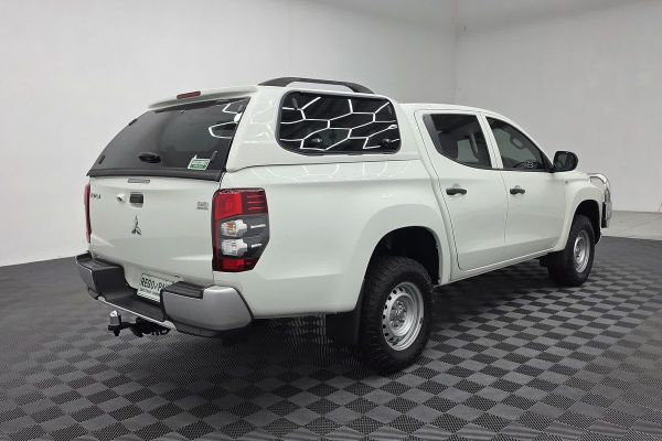 2019 Mitsubishi Triton GLX ADAS MR Rear Wheel Drive image