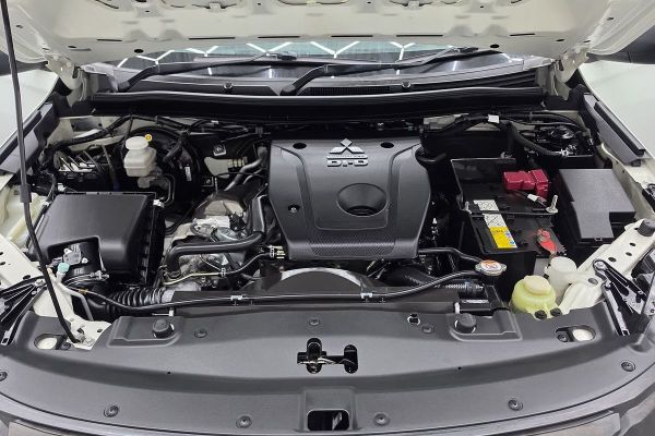 2019 Mitsubishi Triton GLX ADAS MR Rear Wheel Drive image