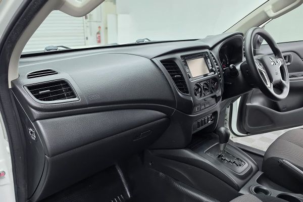 2019 Mitsubishi Triton GLX ADAS MR Rear Wheel Drive image
