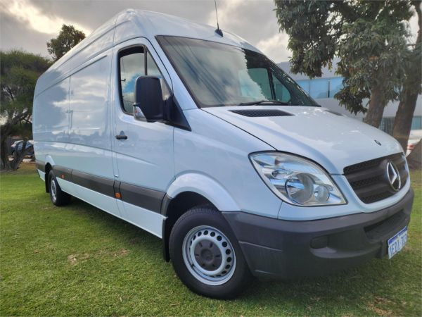 2013 MERCEDES-BENZ SPRINTER 3D VAN 906 MY14 313CDI LWB HI ROOF image