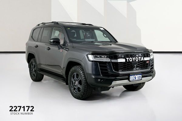 2022 Toyota Landcruiser FJA300R GR Sport image