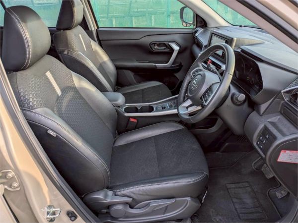 2022 Daihatsu Rocky SUV Premium G HEV Panorama Monitor Pack image