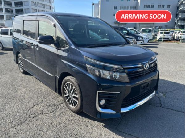 2015 Toyota Voxy People Mover ZS image