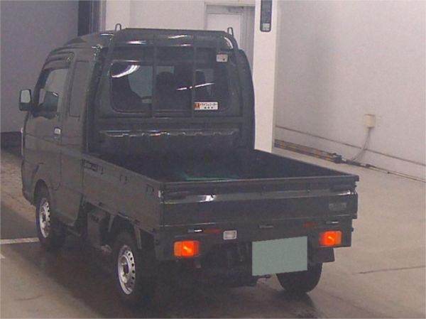 2024 Suzuki Carry Truck X image