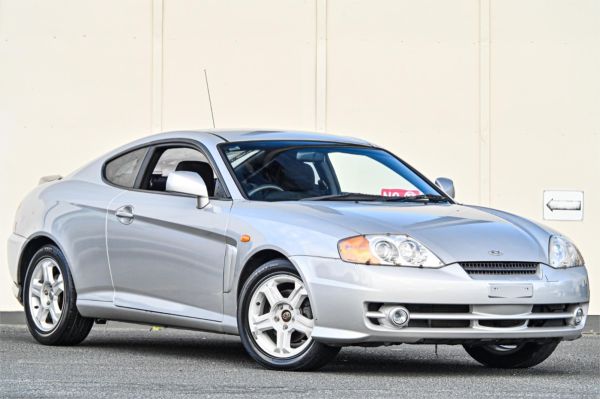 2002 Hyundai Tiburon Coupe GK image
