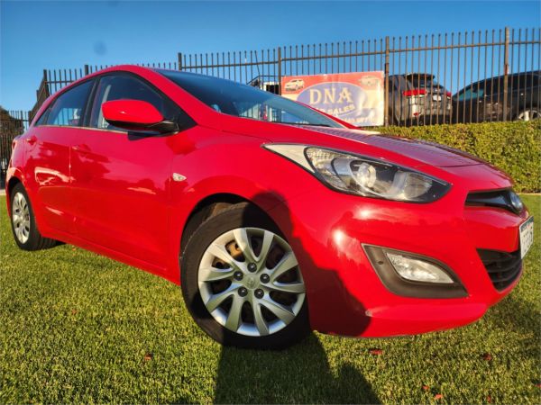 2013 HYUNDAI i30 5D HATCHBACK GD ACTIVE image
