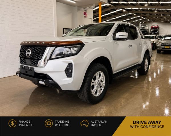 2021 Nissan Navara D23 ST image