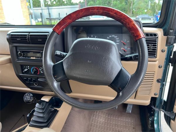 2001 JEEP WRANGLER 2D SOFTTOP TJ SPORT (4x4) image