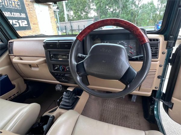 2001 JEEP WRANGLER 2D SOFTTOP TJ SPORT (4x4) image
