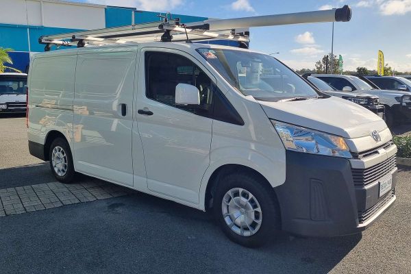 2021 Toyota Hiace GDH300R  image