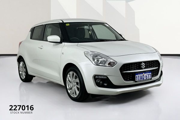 2023 Suzuki Swift  GL Navigator Limited Edition image
