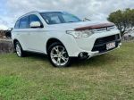 Image for 2014 Mitsubishi Outlander WAGON ES 2WD ZJ MY14.5