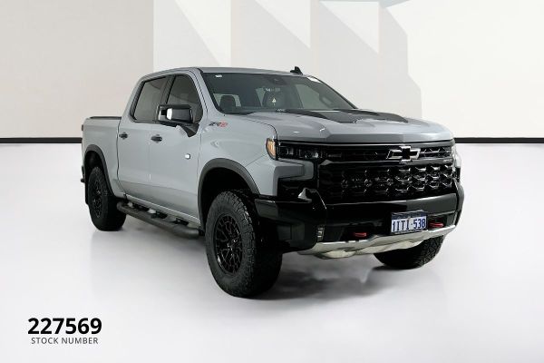 2025 Chevrolet Silverado T1 1500 ZR2 image